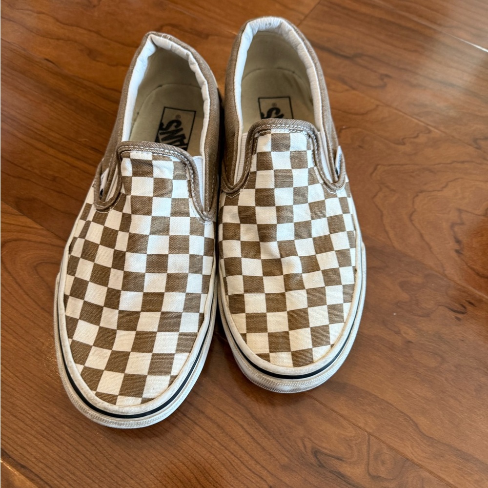 Vans women’s 8 Checkerboard Slip-On Shoes - Brown and White